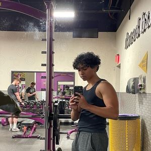 Meet your Posher, Justin